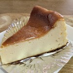 Mont Blanc - Homemade Cheesecake Set – Shot with iPhone 15 Pro Ultra Wide Camera