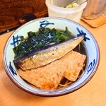 加賀 - ■ にしん そば、740円
      + きつね、100円