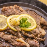 蜂の家  - 料理写真:レモンステーキ