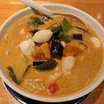 博士ラーメン別館 ＆ HAKASE Thai 博士レストラン本店 - 