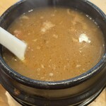 つけ麺がんつけ - たっぷりのスープでお腹いっぱいになります