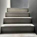 つけ麺がんつけ - 階段を登って行きます