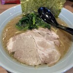 横浜家系ラーメン 銀家 - 