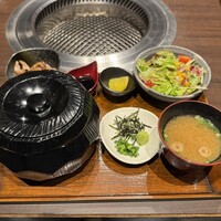 近江牛専門店 万葉 まえだ亭 - 