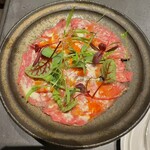 北海道焼肉 北うし - びえい和牛いちぼで作ったローストビーフ