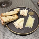 Mr.Porcino - チーズ盛り合わせ