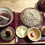 並木藪蕎麦 - まだ熱い鴨汁の残りで蕎麦をいただきます