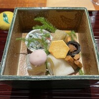 東山 吉寿 - 