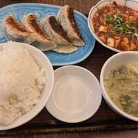 青菜 丸の内ブリックスクエア店 - 