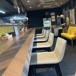 中華そば 大林 - 店内　カウンター席のみです