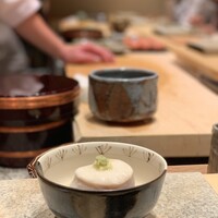 鮨 由う - 