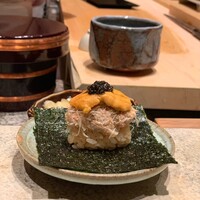 鮨 由う - 