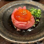肉 听 - ユッケ