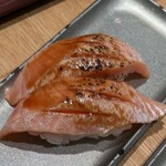 四季 花まる - 炙りサーモン焦がし醤油