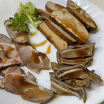 台湾料理 瑞鳳 - 油味三品セット(600円)〜チャーシュー、ガツ、押し豆腐