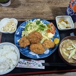 ナカガワ☆スエ食堂 - 猪フライ定食（定番メニューではありません）