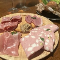 Seafood bar Ermitage 横浜鶴屋町店 - 