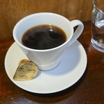 キッチン ブルー グローブ - ホットコーヒーのアップ