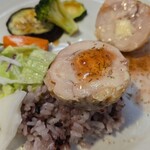 キッチン ブルー グローブ - 苺ソースを添えて