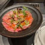 北海道焼肉 北うし - 美瑛和牛イチボのローストマトビーフ