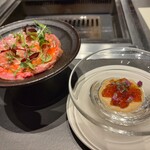 北海道焼肉 北うし - 美瑛和牛イチボのローストマトビーフと玉ねぎ炒め塩キャラメル