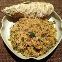 中華割烹 わらじん - 仙鳳趾牡蠣と大葉の炒飯2200