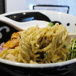 弘明寺丿貫 - 縮れ麺