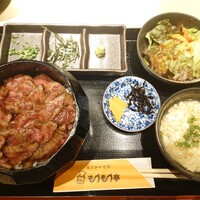 炭火和牛焼肉もうもう亭 広小路店 - 