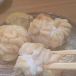 すし割烹 すし処 一会 - 外はカリッと中はトロリ（湯気で曇っている）