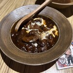 大阪屋 浜町店 - お通し　ビーフシチュー