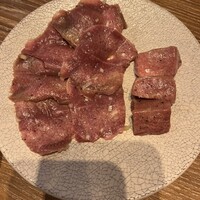 炭火焼肉ホルモン うしごろ 中目黒店 - 