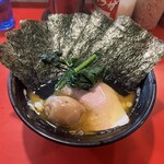 家系総本山 吉村家 - 