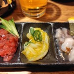 焼肉ホルモン 龍の巣 - 珍味三種盛 1000円