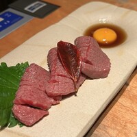 吟味屋 北浜店 - もも肉のﾚｱｽﾃｰｷ細切り