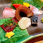 喰間 - 刺し盛り1人前