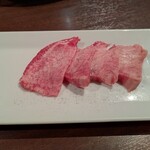 大衆焼肉ホルモン よっとこ 梅田店 - 