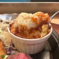 ビストロカラト - グラタンにはチーズがたっぷり