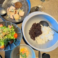 SAAWAAN BISTRO - 