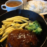 渋谷アチェーゾ - 週替わりハンバーグランチ　和風ジンジャーソース　1,180円
