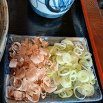 そば処 上代 - 薬味