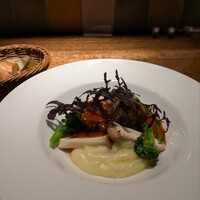 シャンパン食堂 - A.和牛ほほ肉のビール煮込