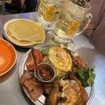 墨国回転鶏食堂 - 