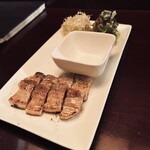 ブランド豚と創作串焼き Build - 