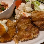 社 - 「社」で好きなもの上位のカニクリームコロッケ＆からあげ