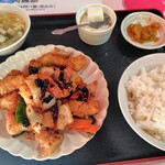 中華料理 愛福楼 - ランチメニュー。白身魚の唐揚げ四川風炒め780円。