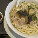 カラオケ館 - 料理写真:茄子と豚肉の味噌うどん