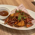 赤い壺 - スパイシー鳥の唐揚げ