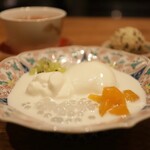 紅梅本楼 - 