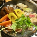 本格肉料理 丸小 - 黒毛和牛すき鍋竹