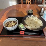 さわ屋 手打うどん - もりうどん肉汁(香り豚)付き。美味し。